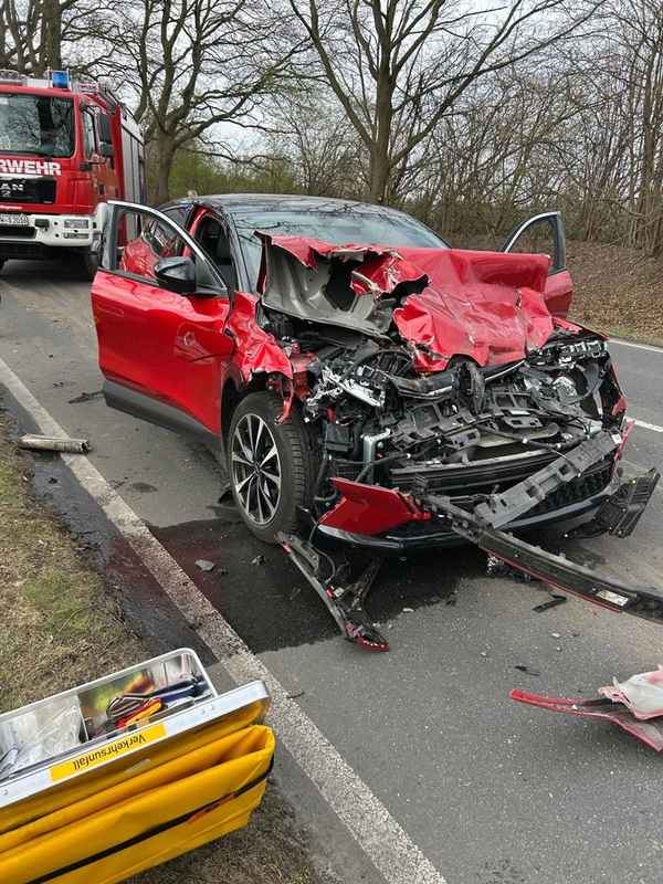 FW-ROW: Zwei Einsätze für die Feuerwehr am Dienstagmittag
