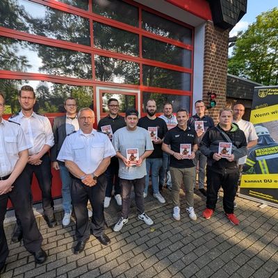 FW-KLE: Freiwillige Feuerwehr Bedburg-Hau begrüßt 14 neue Mitglieder - Werbeaktion zeigt großen Erfolg