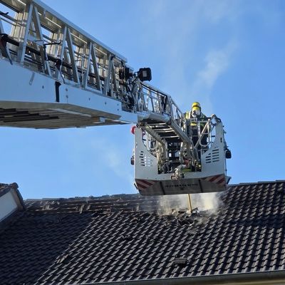 FW Celle: Dachstuhlbrand in Altencelle (Erstmeldung)