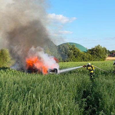 FW Südheide: Schwerer Verkehrsunfall auf der K81