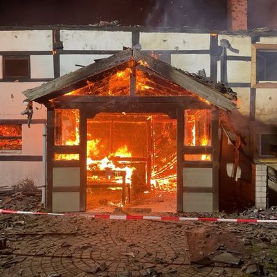 FW-DO: FW-DO: Ergänzung zur Meldung Brand eines landwirtschaftlichen Anwesens in Dortmund - Erneuter Brand in der Nacht
