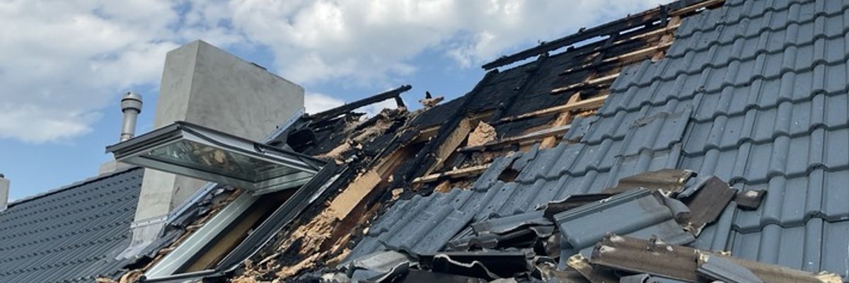 FW-DO: Dachstuhlbrand im Kreuzviertel - niemand wurde verletzt