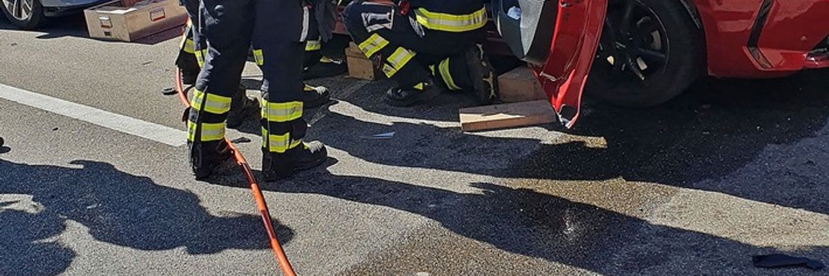 FW-M: Vollsperrung nach Verkehrsunfall (BAB 95 Fürstenried)