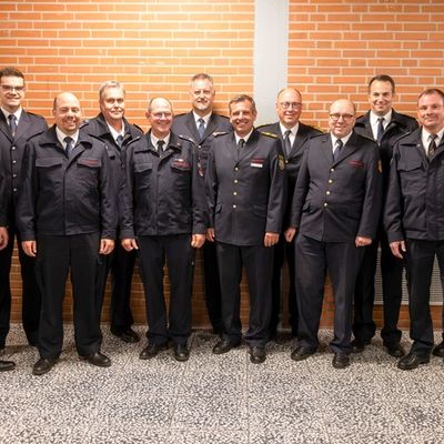 Feuerwehr Kalkar: Zweimal 100 Jahre Feuerwehrgeschichte - Stadtfeuerwehrfest in Kalkar mit hochrangigen Ehrengästen gefeiert