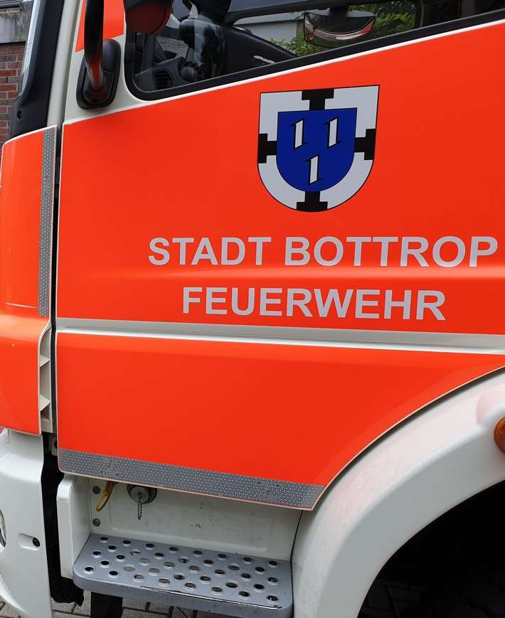 FW-BOT: Kohlenmonoxidvergiftung durch Holzkohlegrill