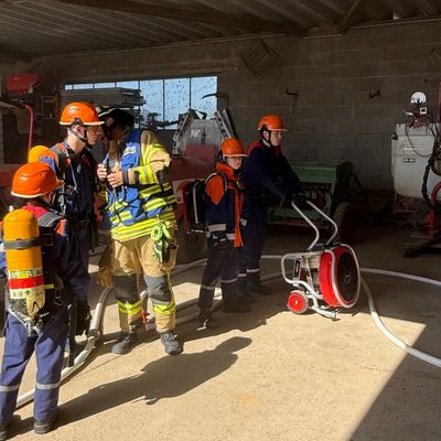 FW Weinheim: Nachwuchs rettet Zukunft - Weinheimer Jugendfeuerwehr im Großeinsatz