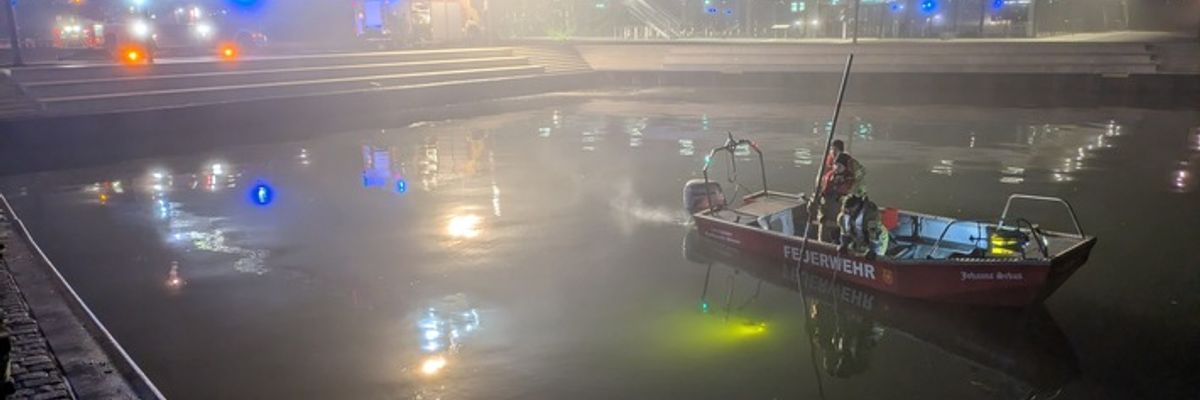FW-KLE: Vermisste Person im Spoykanal gesucht