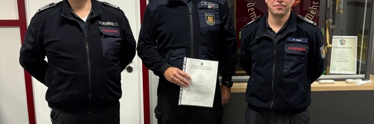 FW Schalksmühle: Führungslehrgänge erfolgreich bestanden