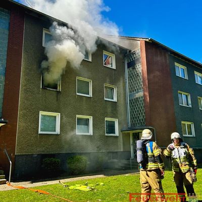 FW-RE: Wohnungsbrand - keine Verletzten - Gebäude vorerst nicht mehr bewohnbar