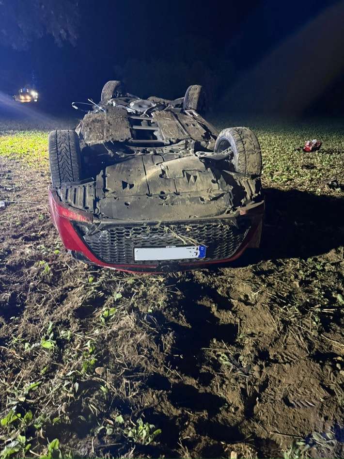 Feuerwehr Kalkar: Verkehrsunfall mit fünf Beteiligten auf der Neulouisendorfer Straße