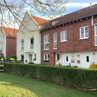 FW-GE: Kellerbrand in Gelsenkirchen-Horst - Eine verletzte Person