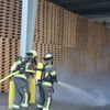 FW-WRN: Übung der Freiwilligen Feuerwehr Werne bei Hölscher Palettenservice