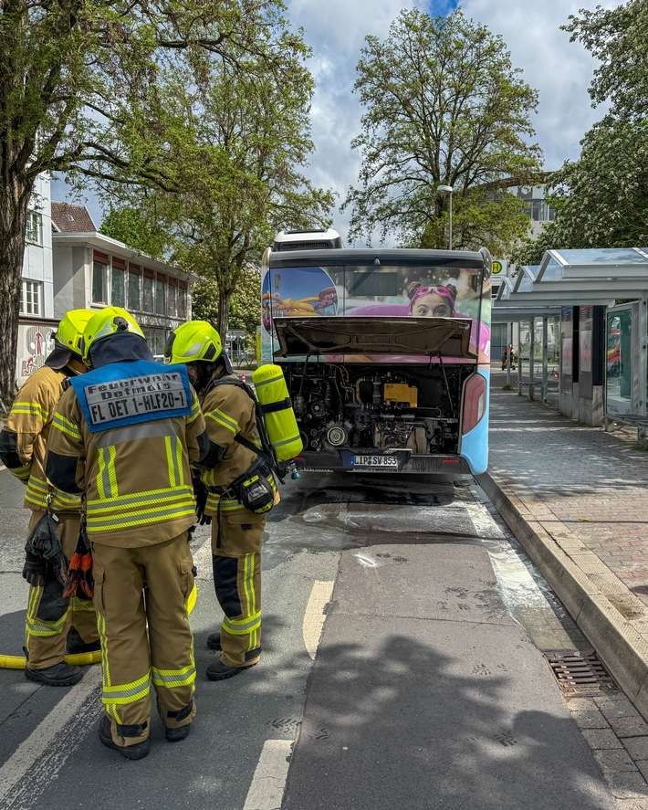 FW-DT: Brennender Bus