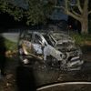 FW-OG: Minivan brennt am Sportplatz in Zunsweier