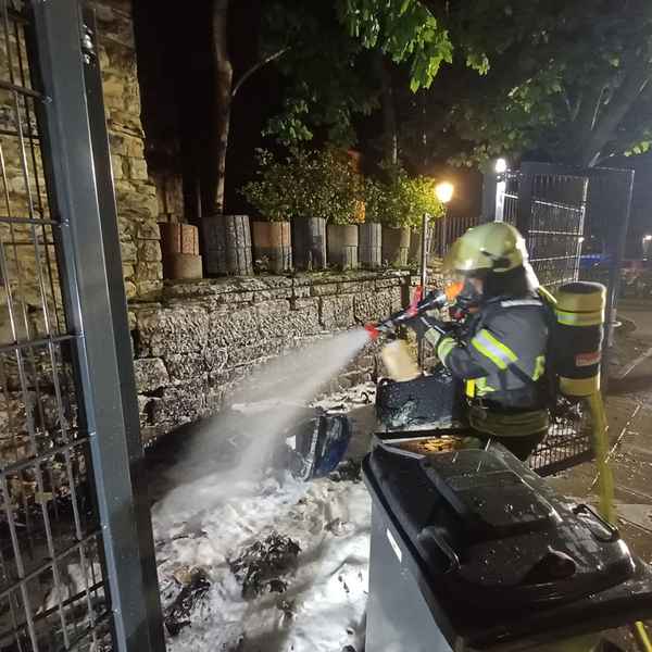 FW-EN: Wetter - zwei Einsätze in der Nacht zum Freitag