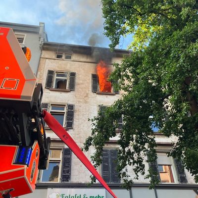 FW-F: Bornheim, Berger Straße, Wohnungsbrand - Die Frankfurter und ihre Feuerwehr