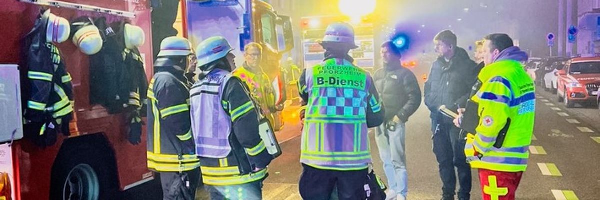 FW Pforzheim: Brand in einer Lackiererei