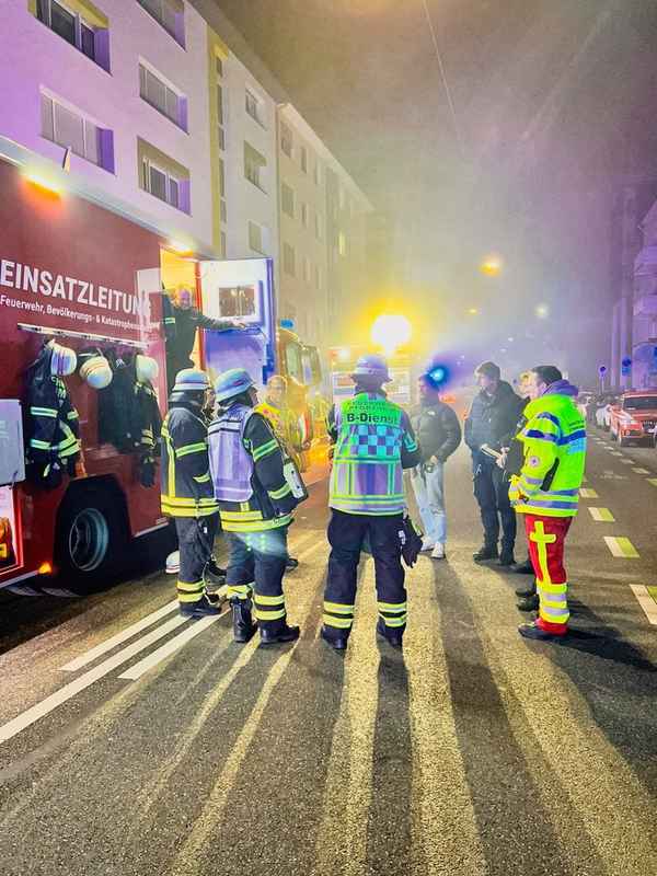 FW Pforzheim: Brand in einer Lackiererei