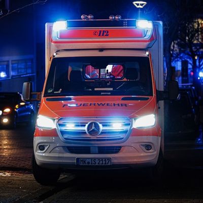 FW-MK: Feuerwehr rettet Frau aus verrauchter Wohnung - Rauchmelder retten Leben
