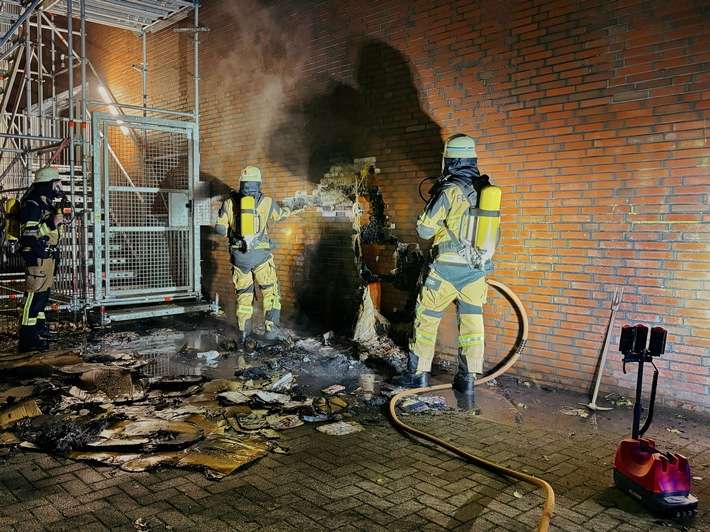 FW-E: Nächtliche Brandserie im Essener Norden - zwei Schulen betroffen