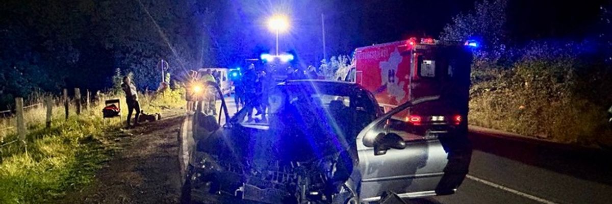 FW-EN: Fahrzeug verunfallt - Mehrere Verletzte