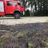 Feuerwehr Goch: Flächenbrand gefährdet abgestellte Fahrzeuge