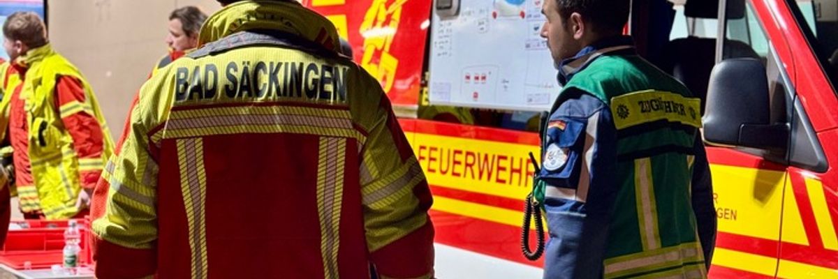 FW Bad Säckingen: Schlaflose Nacht für die Feuerwehr Bad Säckingen: Suchaktion und Kaminbrand