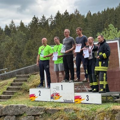 FW Konstanz: Vier erste Plätze beim 3. Schonacher Schanzenlauf für die Konstanzer Feuerwehr
