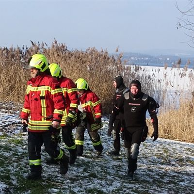 FW Reichenau: Person im Eis eingebrochen, Reichenau/Gnadensee, 07.01.2026