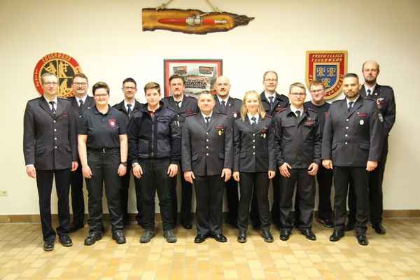 FW Beverungen: Zahlreiche Einsätze, neue Technik und viele gemeinsame Stunden / Jahresrückblick des Löschzug Beverungen und Feuerwehrverein St. Florian e.V.