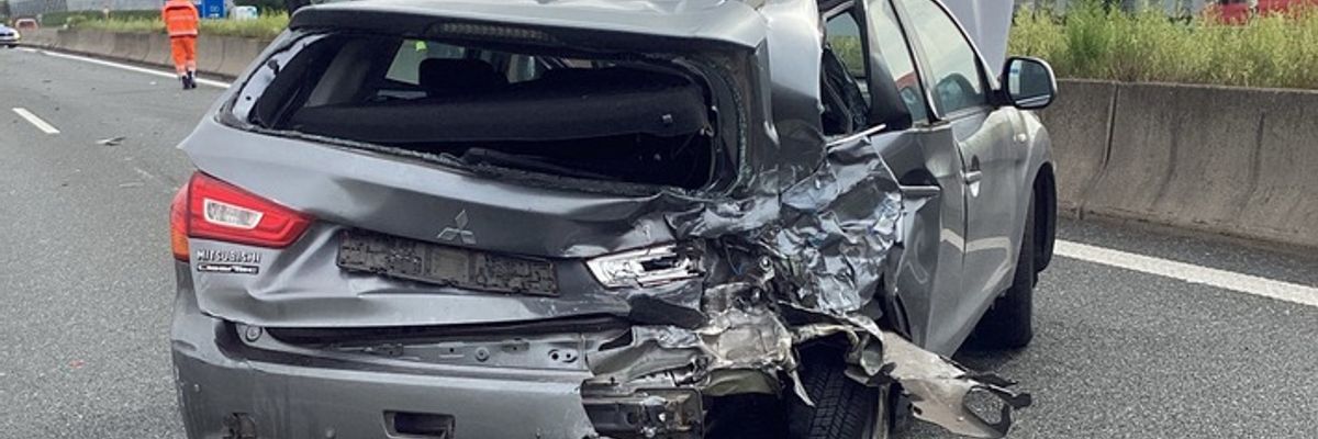 FW-M: Verkehrsunfall mit einem Verletzten (Lochhausen)