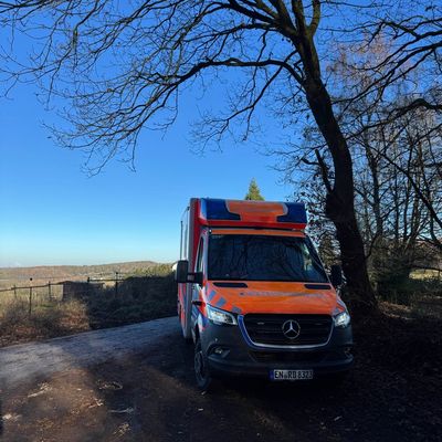 FW-EN: Waldrettung und erneuter Brandmeldealarm - Mehrere Einsätze für die Feuerwehr am Sonntag und Montag