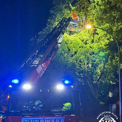 FW Neukirchen-Vluyn: Nach Hitzewelle: Gewitterfront löst Vollalarm bei der Feuerwehr Neukirchen-Vluyn aus