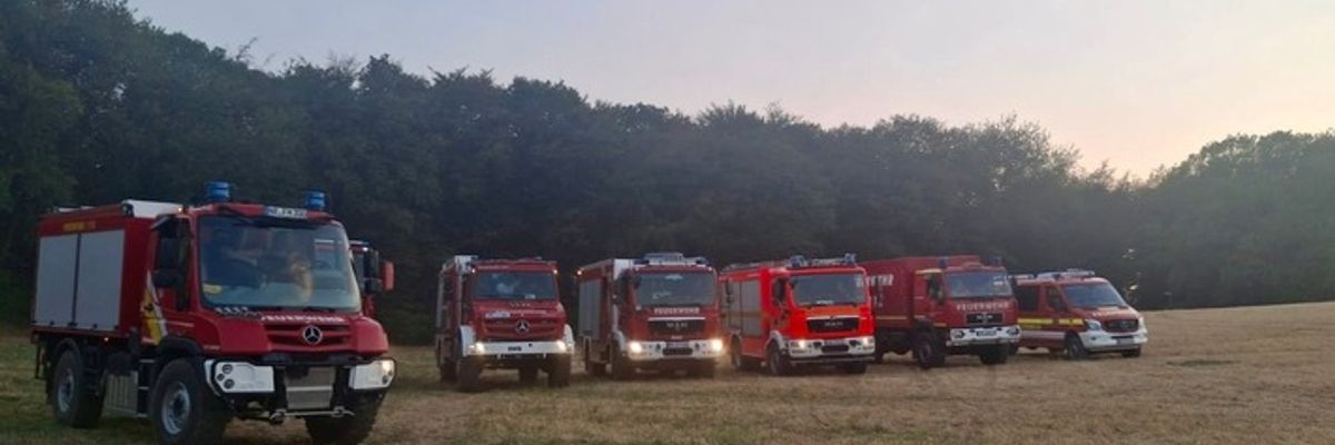 FW VG Asbach: Feuerwehren wegen hoher Wald- und Vegetationsbrandgefahr gefordert