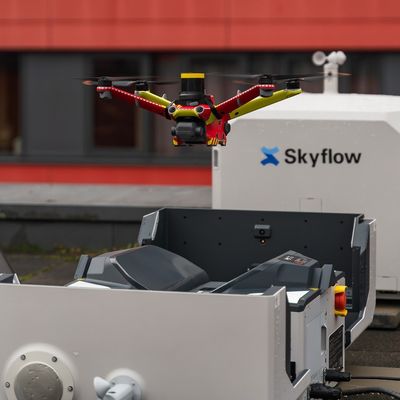 FW-M: Innovatives Pilotprojekt mit automatisierten Drohnen im Münchner Stadtgebiet
