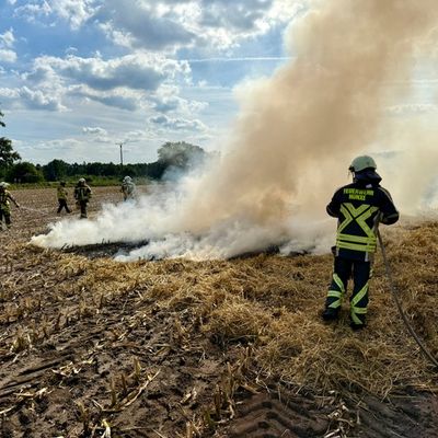 FW Hünxe: Durchführung eines Seminars zur Bekämpfung von Wald- und Vegetationsbränden