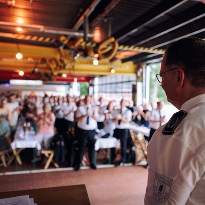 FW-WRN: Ehre für 18 Jahre Engagement - Stadtbrandinspektor Thomas Temmann feierlich verabschiedet