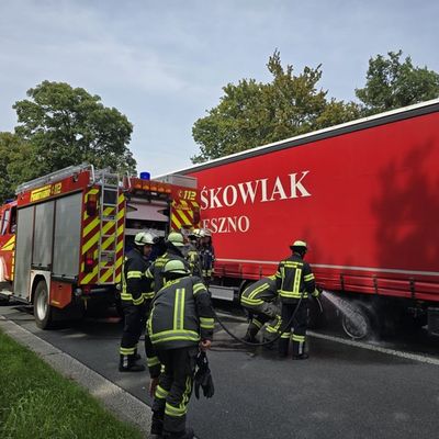FW-WRN: Gemeldeter LKW-Brand auf der Bundesautobahn 1 in Fahrtrichtung Bremen