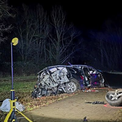 FW-Radolfzell: Schwerer Verkehrsunfall auf der Mettnau