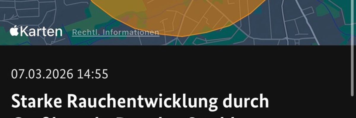 FW Dresden: Barackenbrand mit starker Rauchentwicklung - Fenster und Türen geschlossen halten