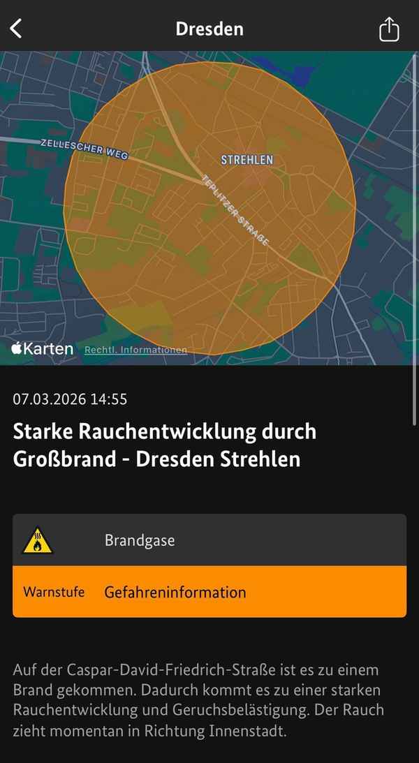 FW Dresden: Barackenbrand mit starker Rauchentwicklung - Fenster und Türen geschlossen halten