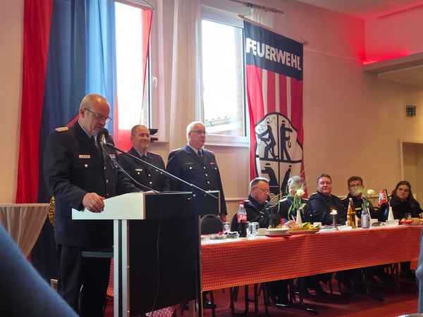 FW-ROW: "Feuerwehr wichtiger denn je" - Delegiertenversammlung des Kreisfeuerwehrverbandes Rotenburg e.V. in Jeersdorf