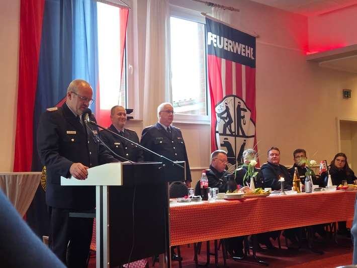 FW-ROW: "Feuerwehr wichtiger denn je" - Delegiertenversammlung des Kreisfeuerwehrverbandes Rotenburg e.V. in Jeersdorf