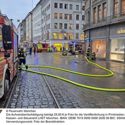 FW-M: Starke Rauchentwicklung in der Innenstadt (Altstadt)