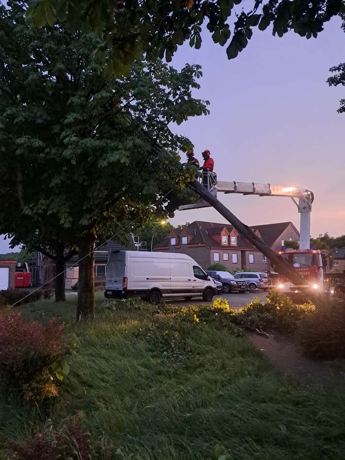 FW-WAF: Zahlreiche Unwettereinsätze für die Feuerwehr Ahlen