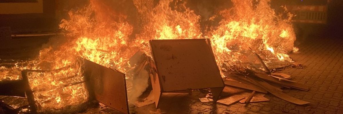 FW Speyer: Müllbrand Armensünderweg