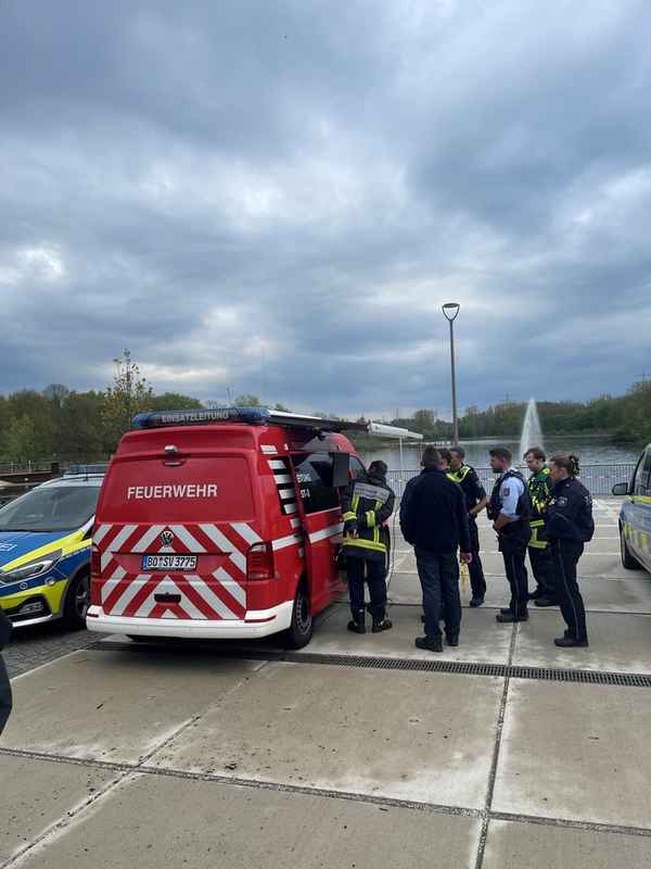 FW-BO: Ölhaltige Verunreinigung auf dem Ümminger See