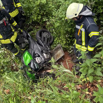 FW-EN: Datum: 01.06.2025/ Einsatzstelle: L699, Ennepetalsperre Einheiten: Löschzug Breckerfeld/ Polizei/