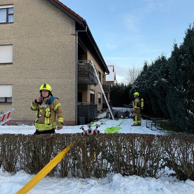 FW-DT: Feuer auf Balkon