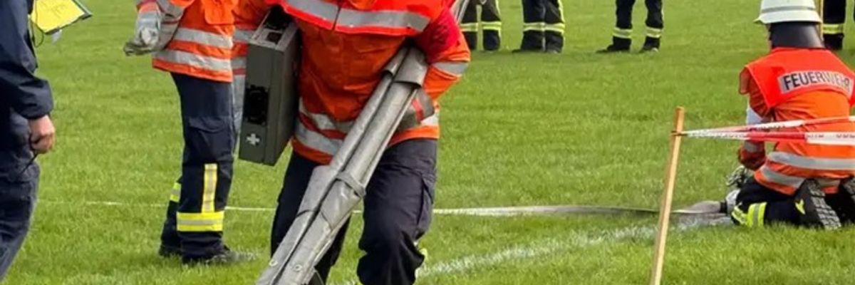 FFW Schiffdorf: 125 Jahre Feuerwehr Sellstedt - Jubiläumsfeier mit Leistungswettbewerben